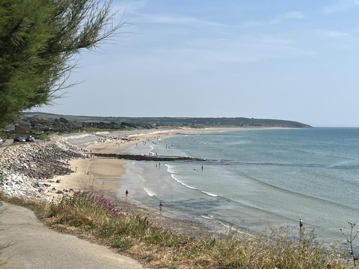 Le Bruit Des Vagues Villa Les Pieux Luaran gambar